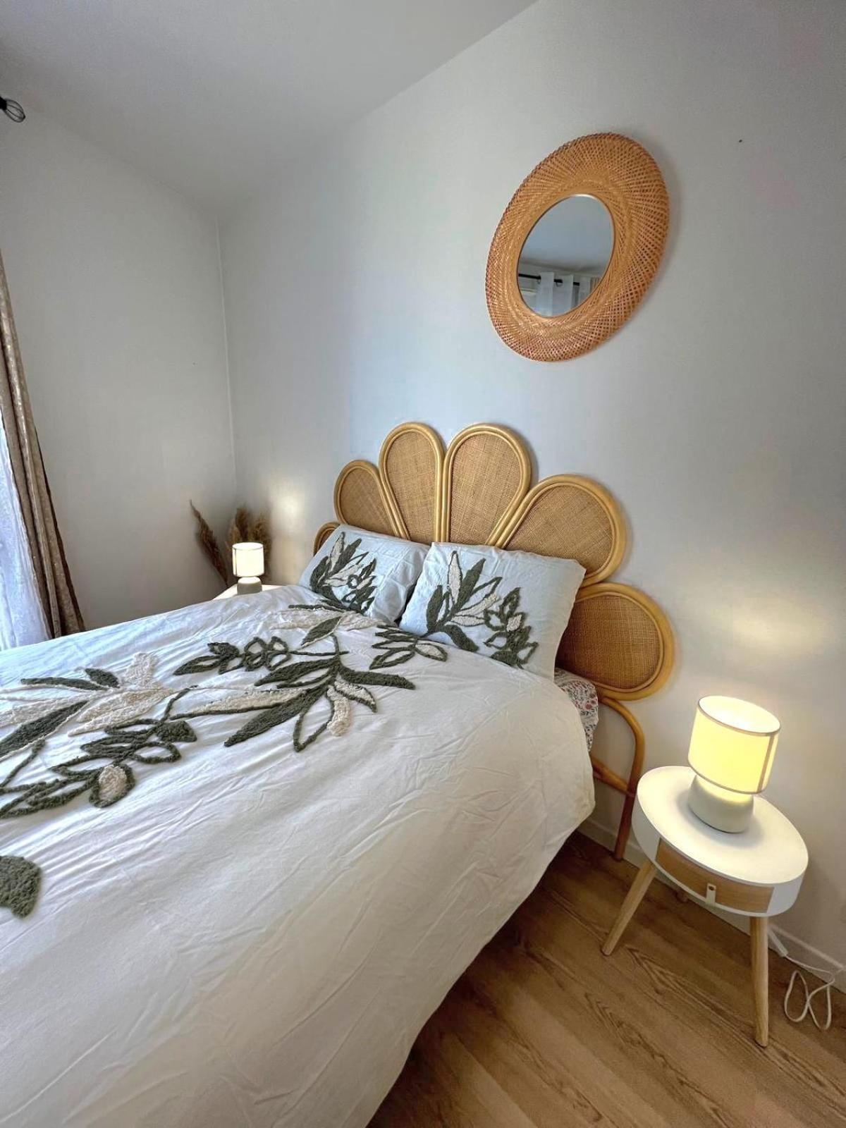 Appartement Elegant Et Lumineux Romainville Exteriér fotografie