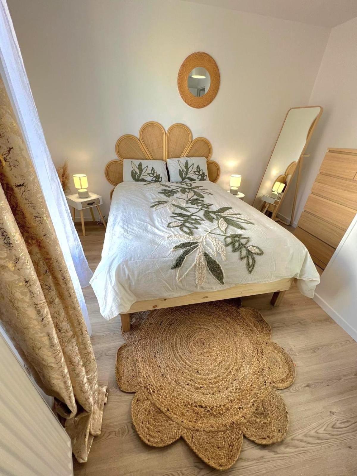 Appartement Elegant Et Lumineux Romainville Exteriér fotografie