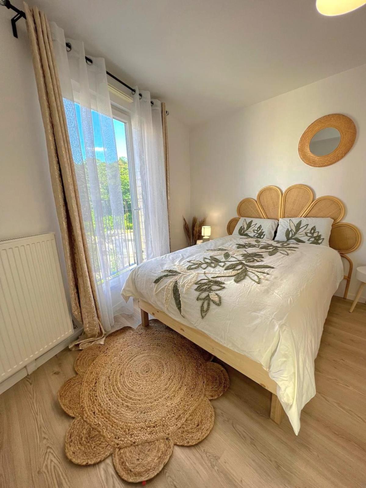 Appartement Elegant Et Lumineux Romainville Exteriér fotografie